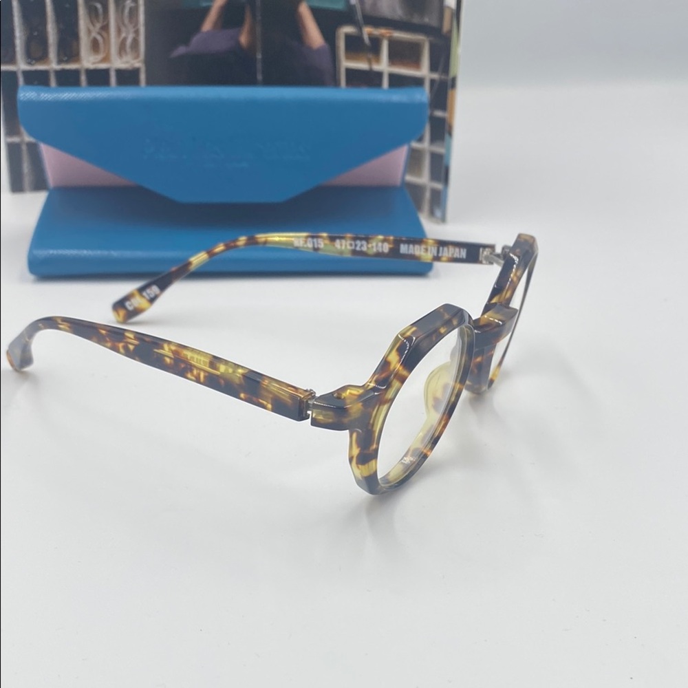 Factory 900 Tortoise Shell Glasses. - Picture 3 of 7